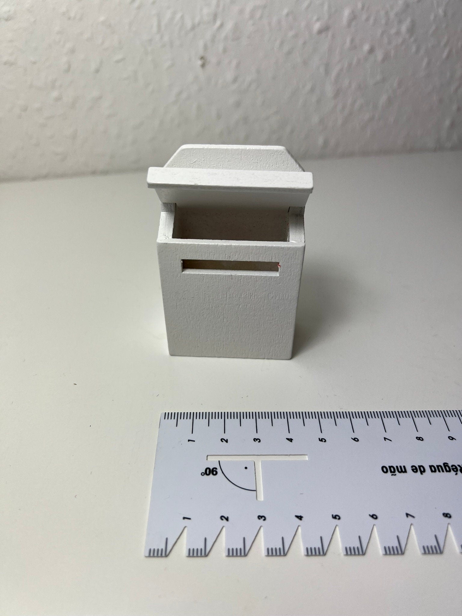 Briefkasten aus Holz für Wichteltüre Miniatur