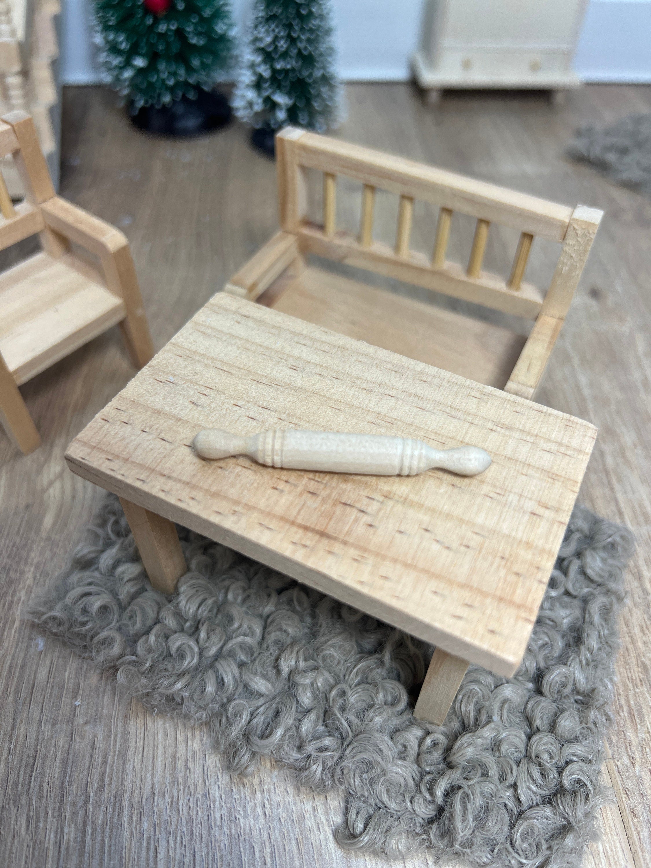 Wichtel Nudelholz Küchen Zubehör Teigrolle Miniatur 4,5 cm groß