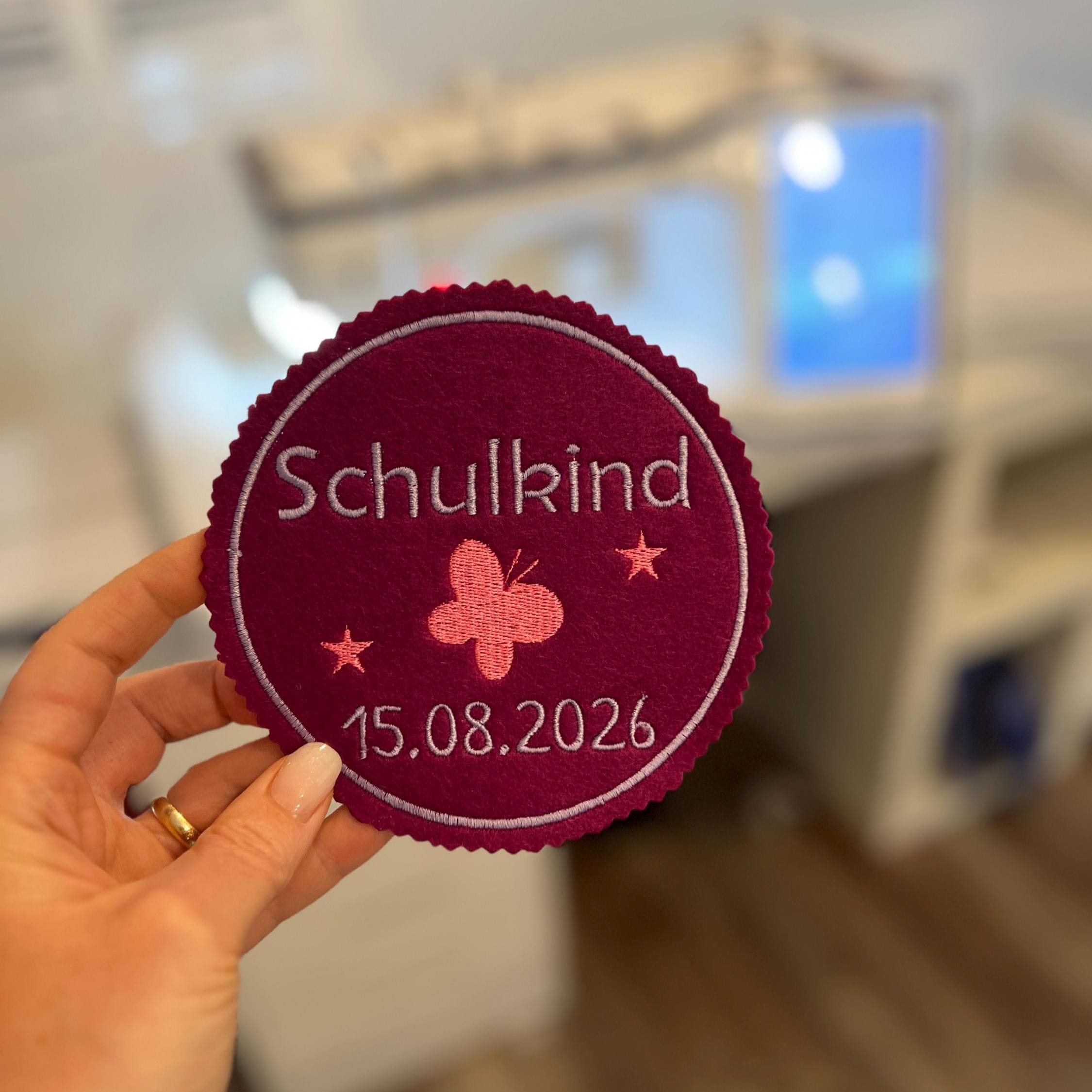 Aufnäher für Schultüte aus Filz 12 x 12 cm zum Aufkleben oder Nähen hochwertig bestickt