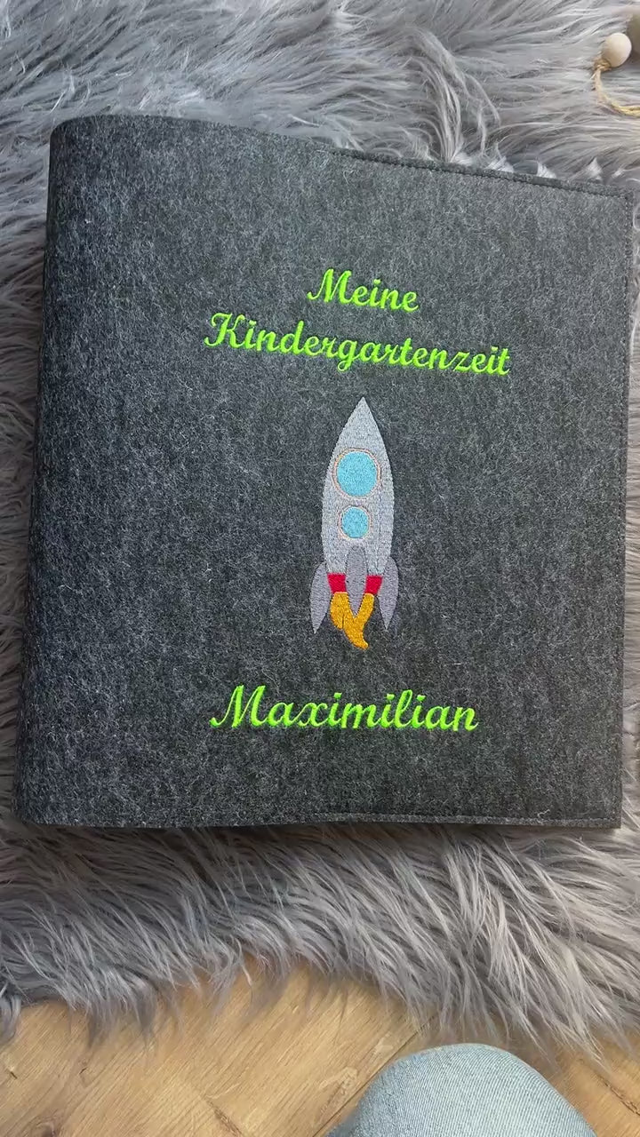Kindergarten Erinnerungsordner | A4 hochwertig bestickt | viele Motive| personalisiert | Sammelmappe| Portfolio | Jungs und Mädchen