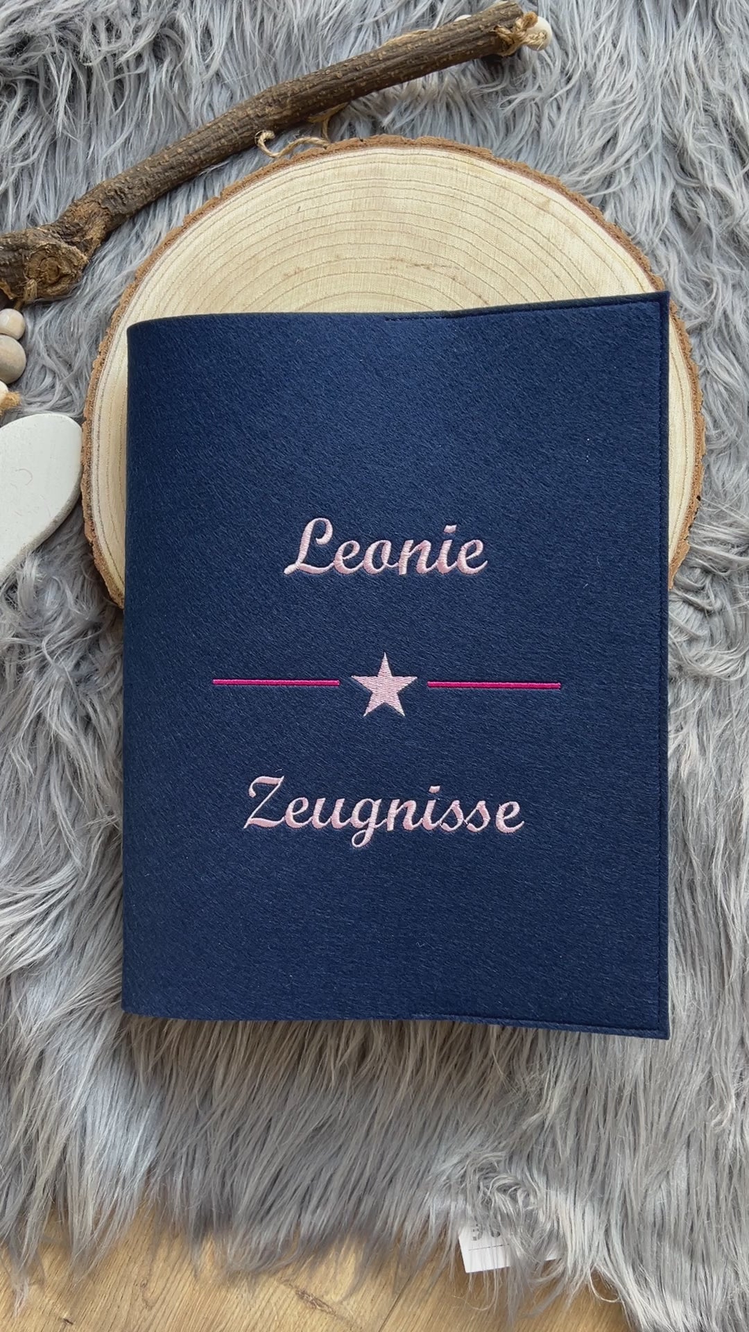 Zeugnismappe aus Filz, frei personalisierbares Unikat