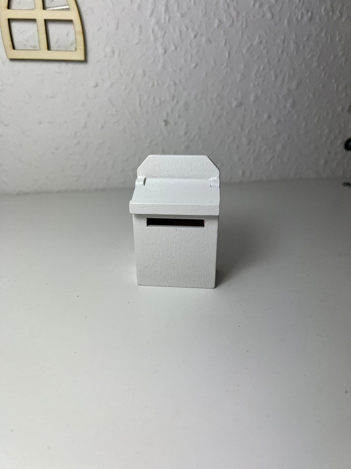 Briefkasten aus Holz für Wichteltüre Miniatur