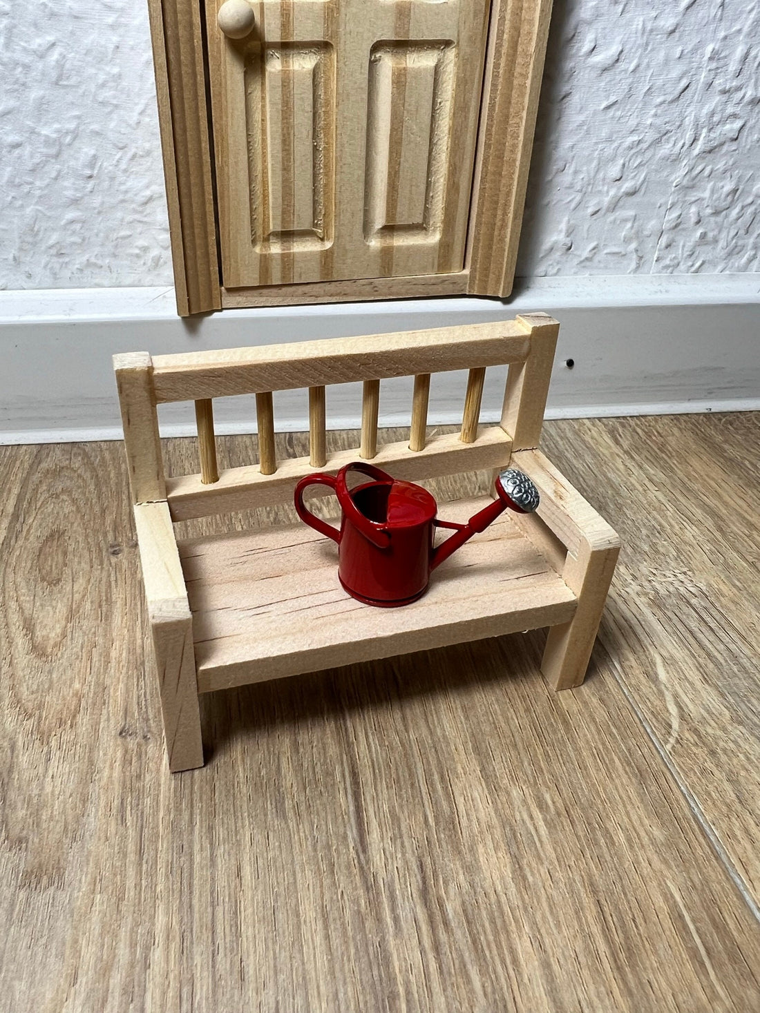 Wichtel Gießkanne in Rot Miniatur Größe 4 x 1,5 x 5 cm aus Metall Kanne Blumen gießen Garten