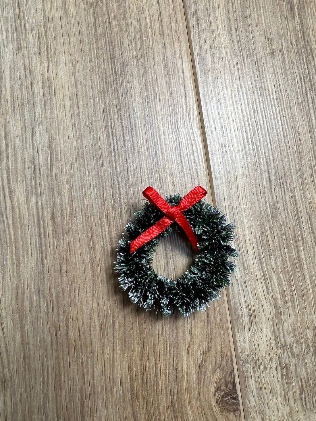 Wichtel Zubehör Tür Kranz Türkranz mit roter Schleife Größe 3,8 cm Deko Wichteltür Adventskranz