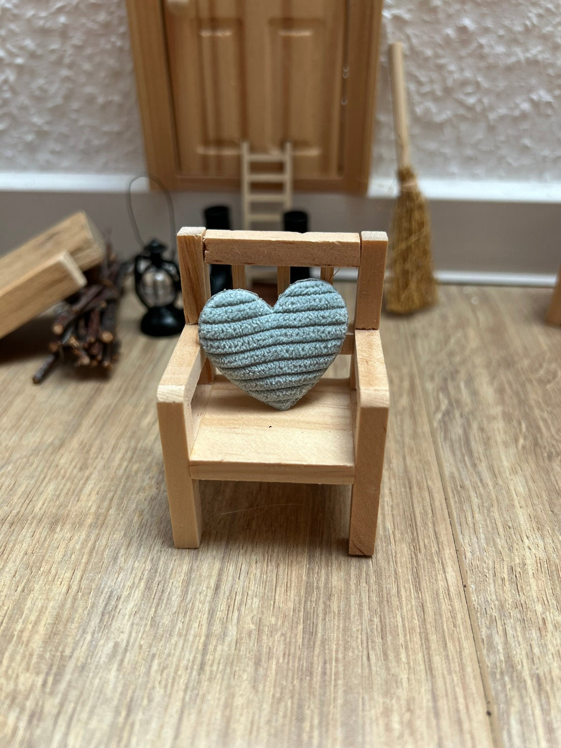 Wichtel Zubehör Kissen in Herzform Größe 3,5 cm Kopfkissen Zubehör Wohnzimmer