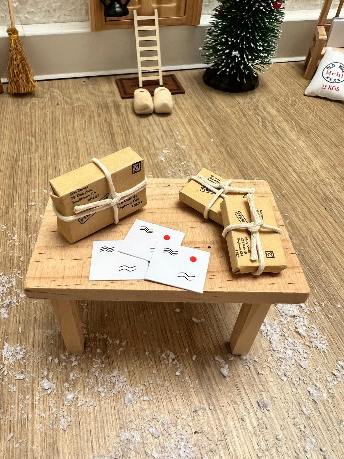 Wichtel Briefe und Pakete in Miniatur Größe ca. 15-30mm Wichtelpost Wichtel Postkarte Briefe Weihnachtspost