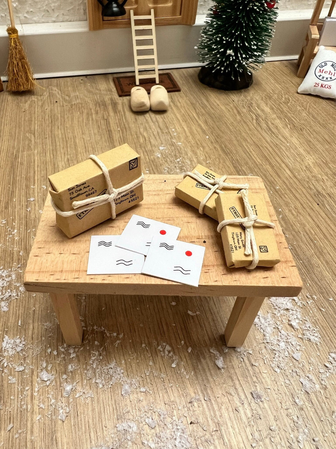 Wichtel Briefe und Pakete in Miniatur Größe ca. 15-30mm Wichtelpost Wichtel Postkarte Briefe Weihnachtspost