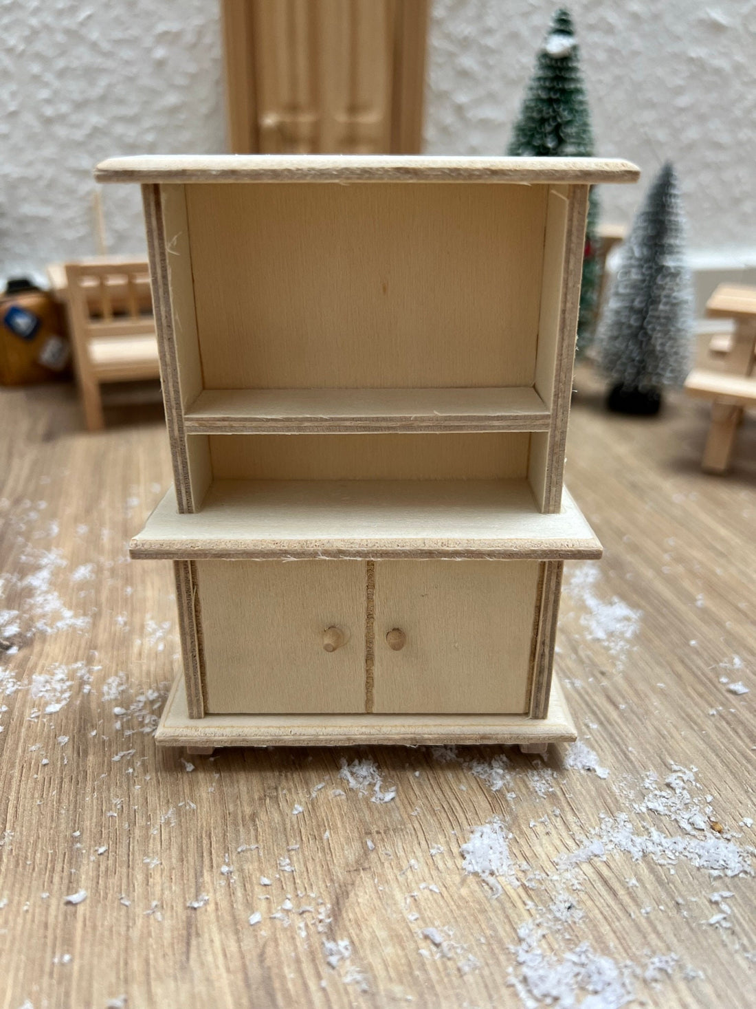 Wichtel Schrank Miniatur Größe 8x3,1x10,1 Miniatur Möbelstück Küchenschrank Holzschrank