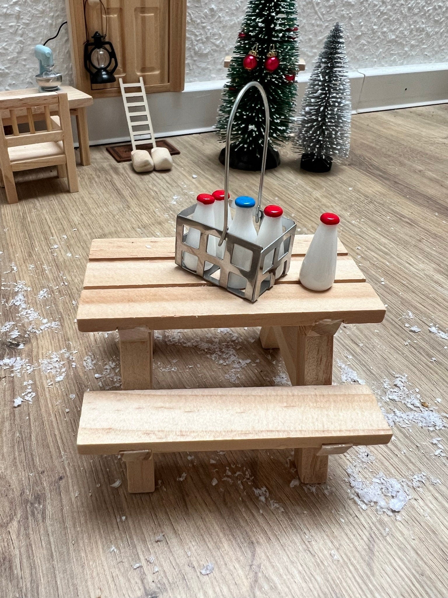 Wichtel Milchflaschen mit Körbchen Set Milch Flasche Getränke Miniatur Körbchen Größe: 2,6 x 1,9 x4 cm
