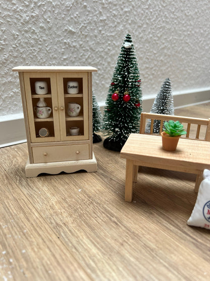 Wichtel Schrank in Miniaturgröße Größe 7,8x3,2x11,6 cm Holzschrank Küchenschrank Vitrine