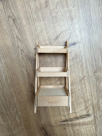 Wichtel Leiter Regal Miniatur Treppenregal Stufenregal aus Holz mit Schublade
