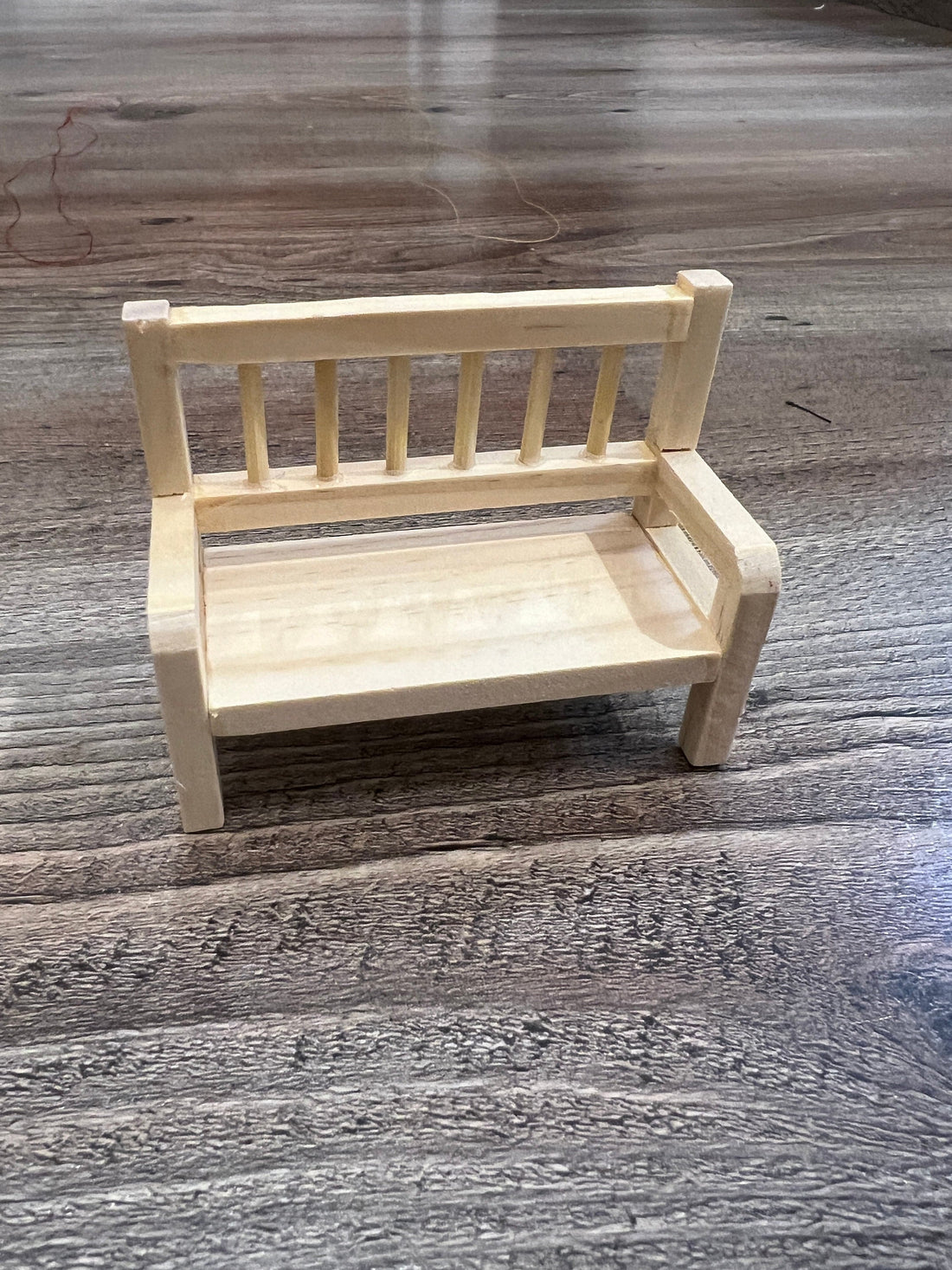 Wichtel Sitzbank Miniatur aus Holz
