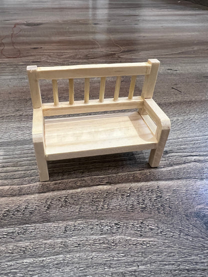 Wichtel Sitzbank Miniatur aus Holz