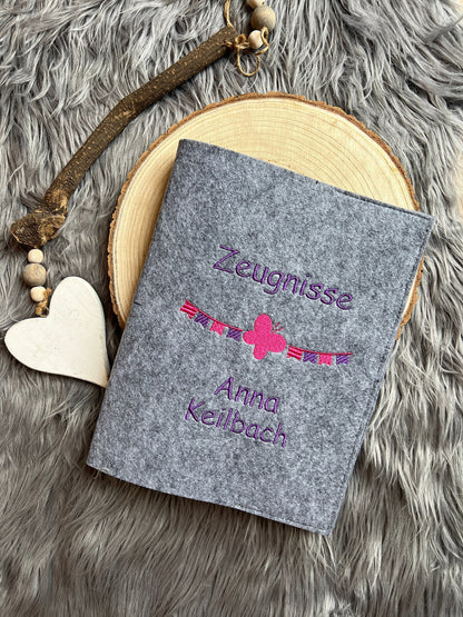 Zeugnismappe A4 hochwertig bestickt | viele Motive| personalisiert | Schulkind| Geschenk | Schulstart | Zeugnisordner | Jungs und Mädchen