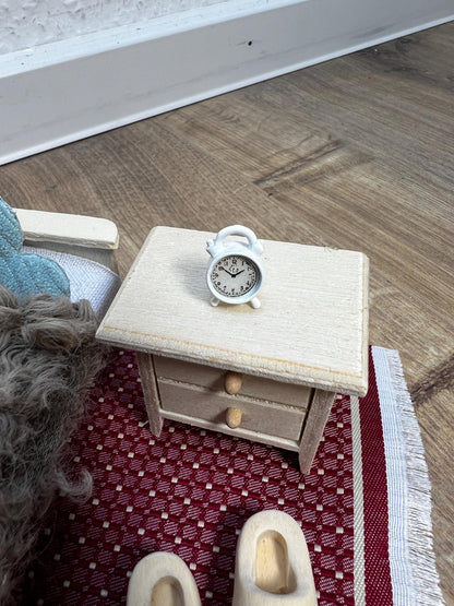 Wichtel Zubehör Wecker Uhr aus Metall ca. 1,5 cm groß Zubehör fürs Schlafzimmer