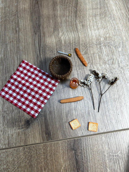 Wichtel Picknick - Set 9 Teile Miniatur Zubehör Picknickkorb Essen