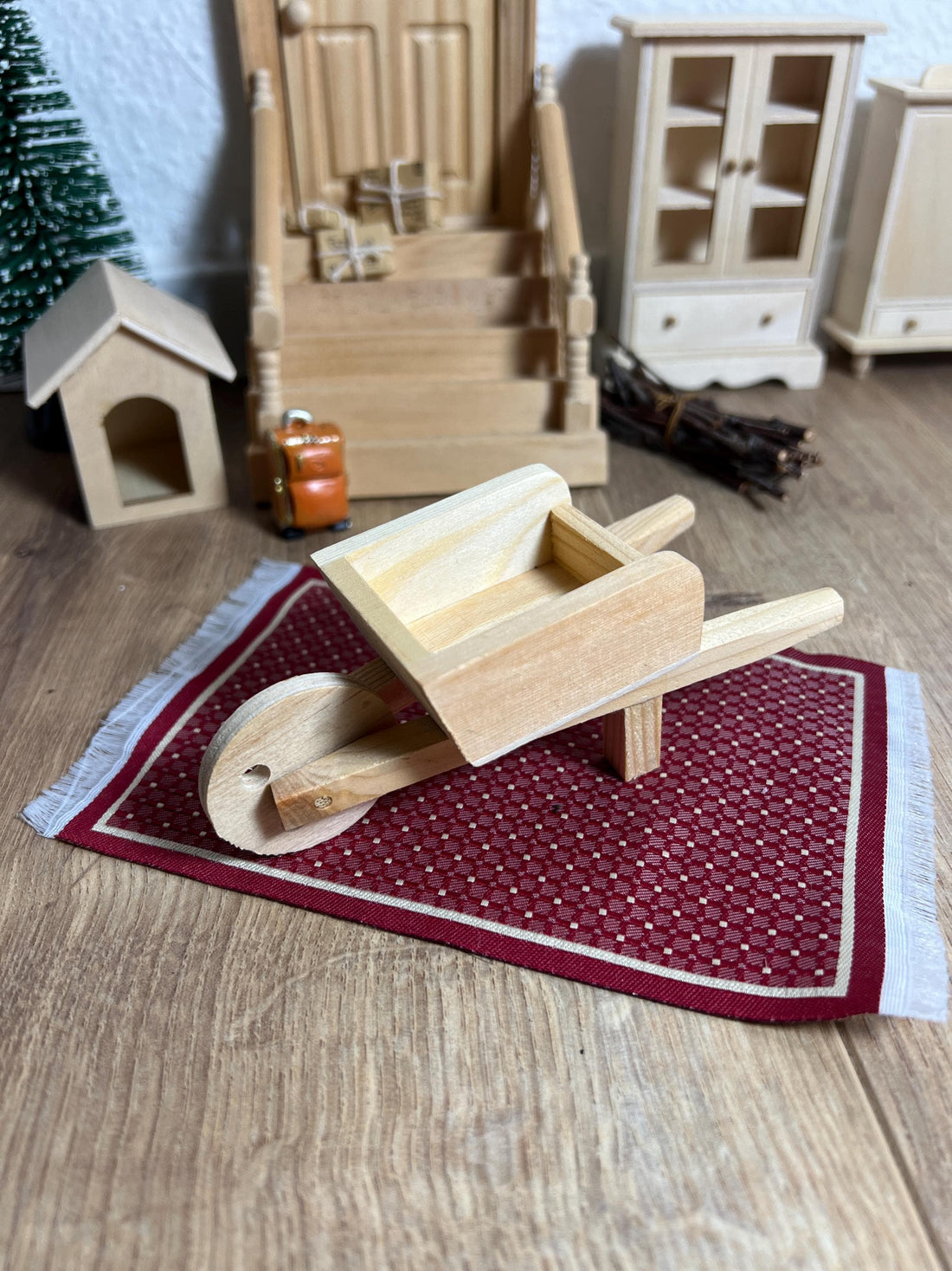 Wichtel Schubkarre 12 x 5 x 5,5 cm aus Holz Miniatur Wichtelzubehör