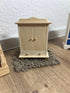 Wichtel Kleider Schrank aus Holz Miniatur