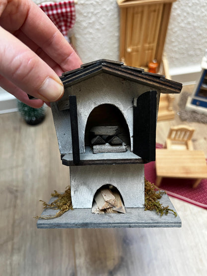 Wichtel Backofen Haus mit Feuerstelle ca. 9-11 cm Miniatur mit Licht (LED)