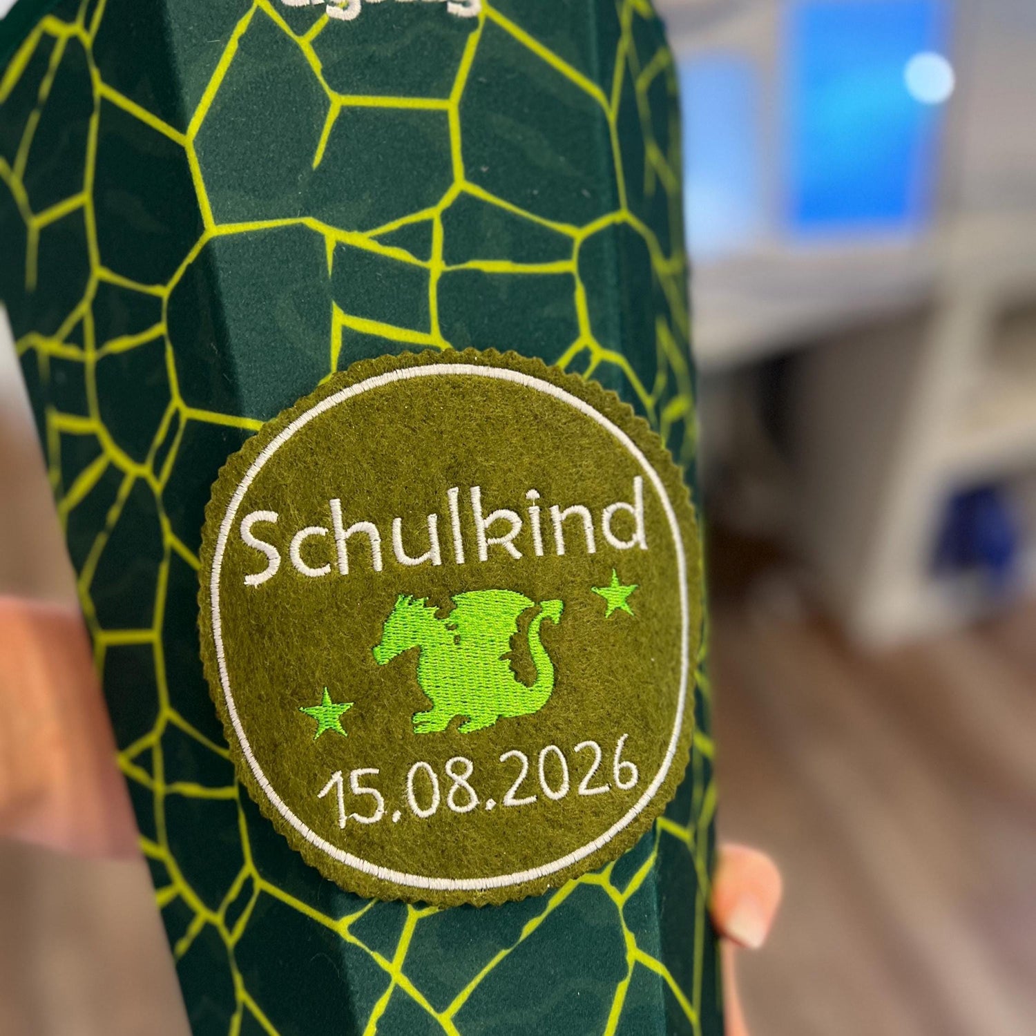 Aufnäher für Schultüte aus Filz 12 x 12 cm zum Aufkleben oder Nähen hochwertig bestickt