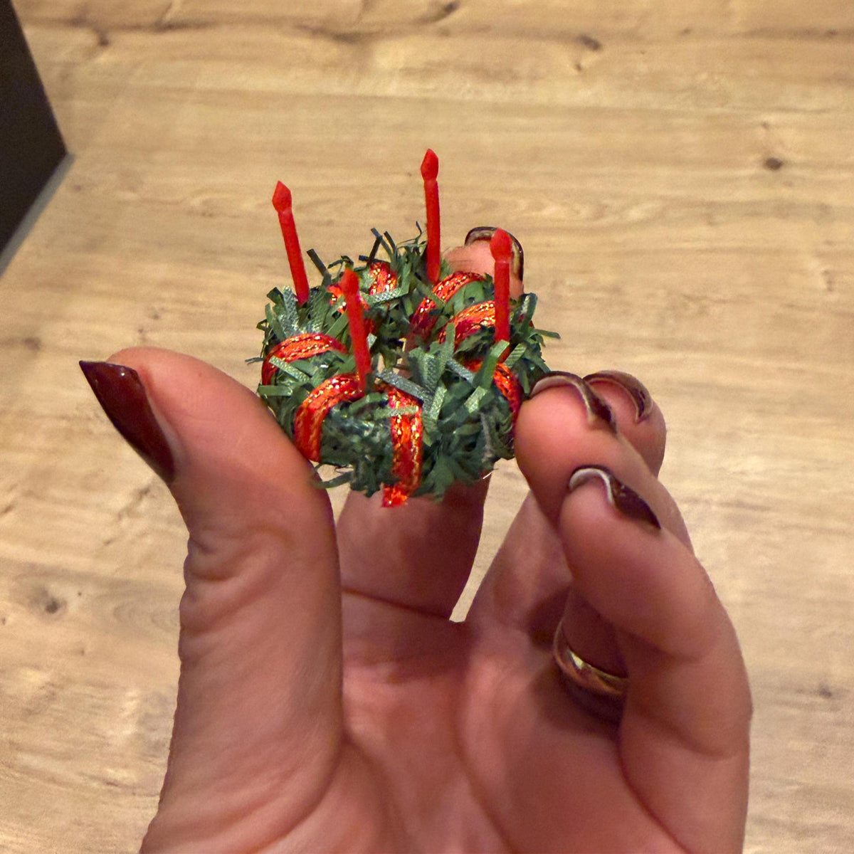 Wichtel Adventskranz mit 4 Kerzen ca. 4 cm