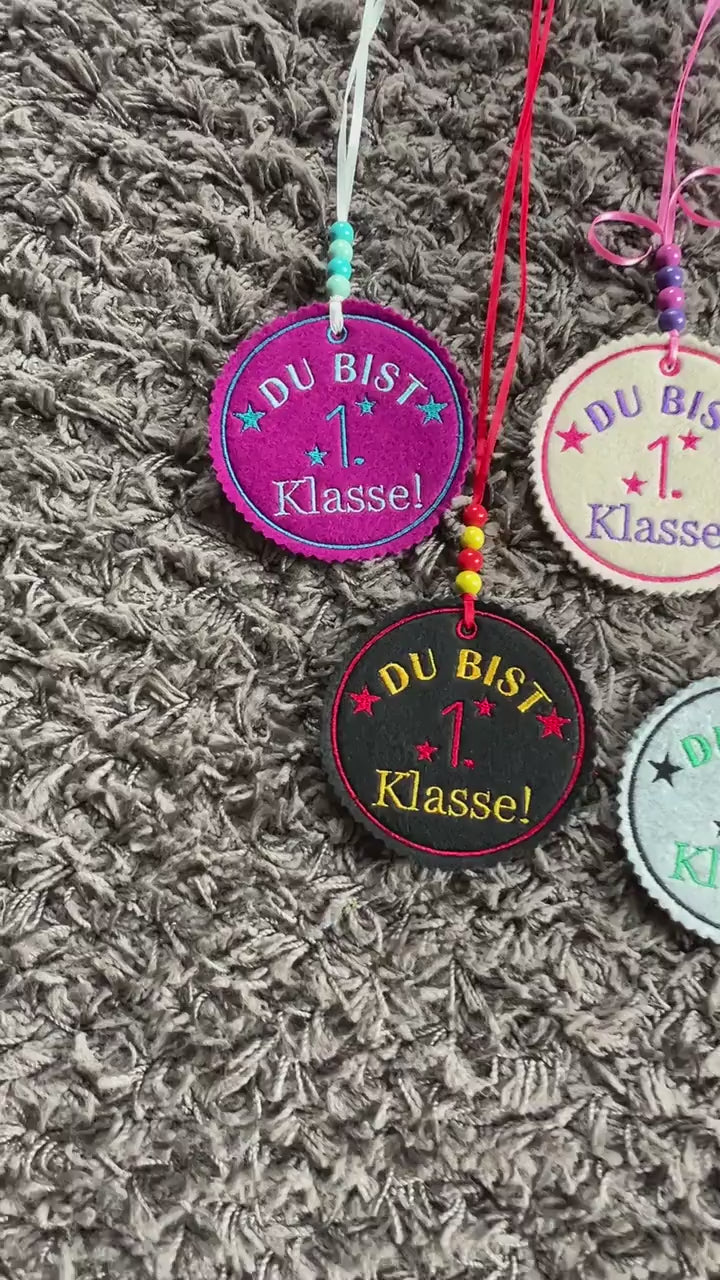 Schultüten Anhänger aus Filz * Du bist 1. Klasse * zum Befestigen an der Schultüte Schulranzen Tornister Einschulung 2025