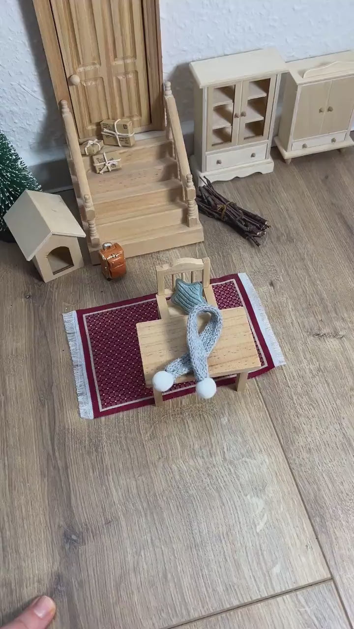 Wichtel Schal in Grau aus Wolle Miniatur Kleidungsstück Miniatur