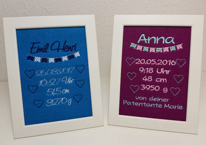 Geschenk zur Geburt Taufe Geburtstag Geburtsdaten individuell bestickt inkl. Bilderrahmen 16 x 21 cm - nach Wunsch gestalten